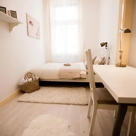 Downtown Wesselenyi Apartment *